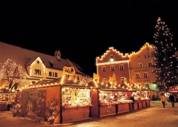 I mercatini natalizi ed i presepi: un motivo in più per visitare il Borgo Medievale di Erice