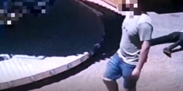 Uccise con uno schiaffo un mauriziano: in carcere un diciottenne