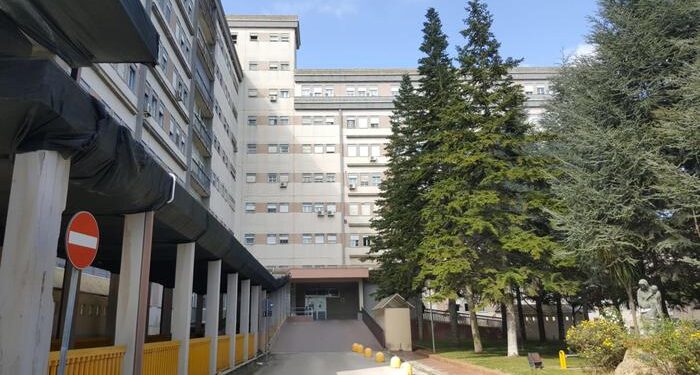 Muore durante intervento. Chiesta relazione dei medici dall’Asp