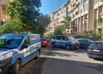 Controlli in via Capo Passero: in manette pluripregiudicato per spaccio e denunciato titolare autocarrozzeria abusiva