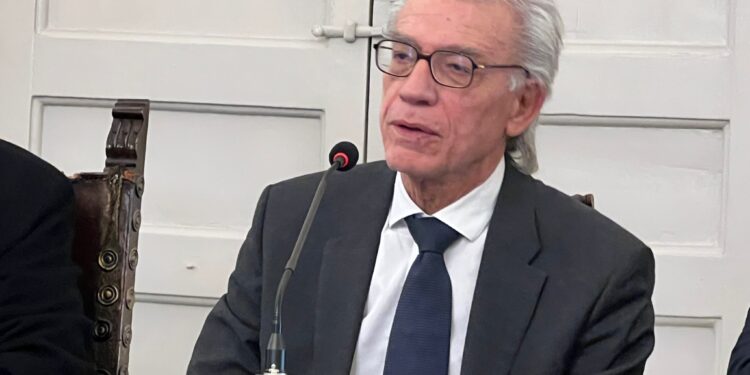 Portoghese: «Questa politica non mi piace, crea dipendenza»