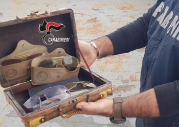 Trovati RayBan storici che indossava da giovane Matteo Messina Denaro