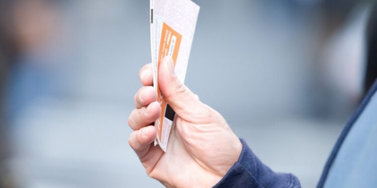 Catania: rilascio buoni pasto-spesa per famiglie indigenti