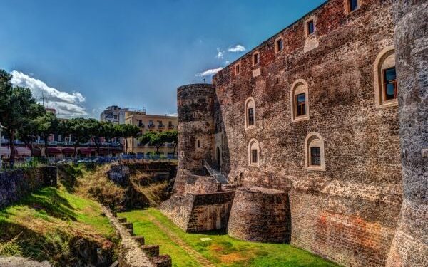 Un Castello in pieno centro cittadino: ecco spiegato il perchè