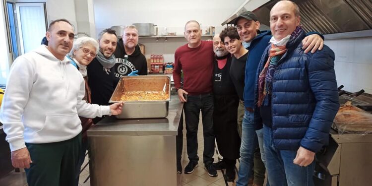 Ugl Comunicazioni di Catania per L’Epifania ha donato alimenti e distribuito pasti all’Help center della Caritas