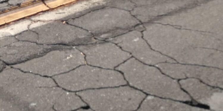 Catania: “Sant’Agata alle porte e la città è piena di buche. Servono interventi immediati”