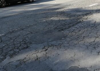 “Catania piena di buche con rischio incidenti”: l’allarme del Comitato Romolo Murri