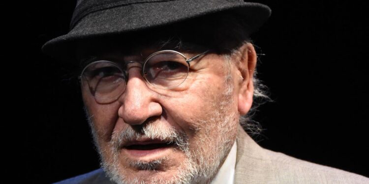 Miko Magistro debutta al Piccolo Teatro Città di Catania con “Morte di un commesso viaggiatore”