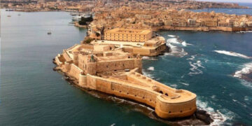 Il Castello Maniace: tra miti e leggende