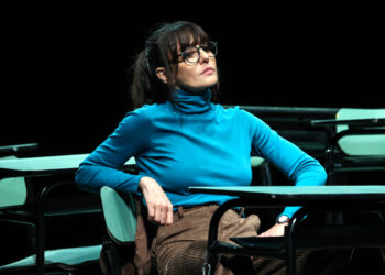 Ambra Angiolini e Arianna Scommegna in scena al teatro ABC di Catania con “Il nodo”