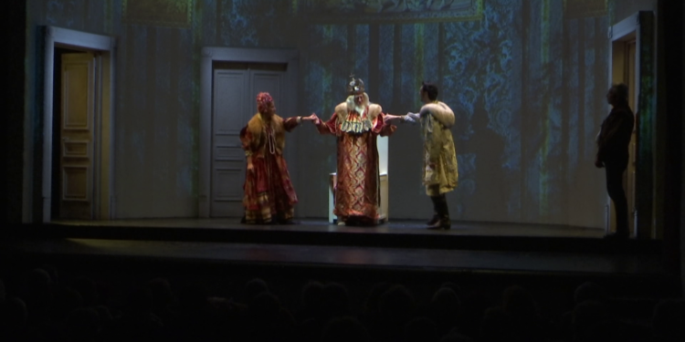 “Chi siamo?”: lo spiega “La vita è un sogno”, la pièce diretta da Giuseppe Dipasquale