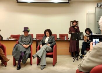 “Abitare gli abiti” un audiolibro per i non vedenti