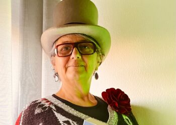 La docente non vedente Angela Maria Messina, lunedì 6 marzo presenta il libro di Lina Maria Ugolini “Abitare gli abiti”