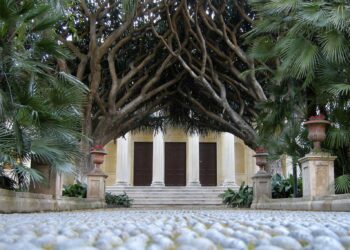 All’Orto botanico di Catania “la Giornata del Profumo”