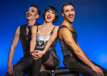 Veronica Pivetti al Musco di Catania con “Stanno sparando sulla nostra canzone”