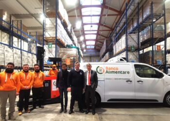 “UniCredit Foundation” dona un furgone al Banco Alimentare Sicilia