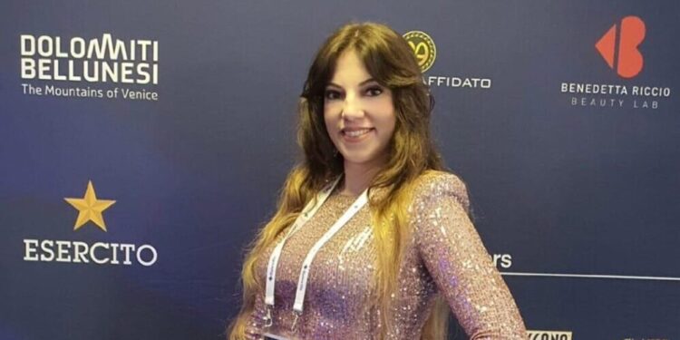 La cantautrice siciliana Zena Shari e la sua esperienza a Casa Sanremo Live Box