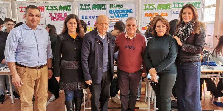 Mostra interattiva di scienze al liceo “Amari” di Giarre