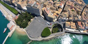 “Italiani”: raccolta di saggi di Sebastiano Aglianò a cura del giovane studioso Alessandro Cutrona