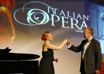 Il teatro Nazarena di Taormina organizza in 7 mesi 137 eventi di musica lirica