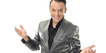 “C’è Costa per te” di Antonello Costa al teatro Metropolitan di Catania