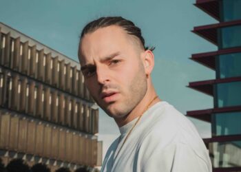 Ernia torna live in Sicilia con due concerti 