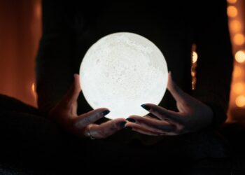 “La bellezza lunare fra scienza, arte e musica”