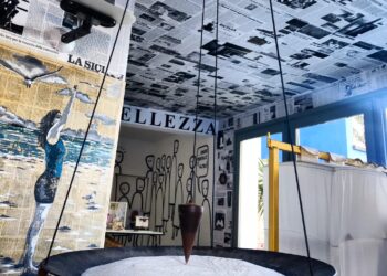 All’Atelier sul Mare è possibile dormire all’interno di un’opera d’arte