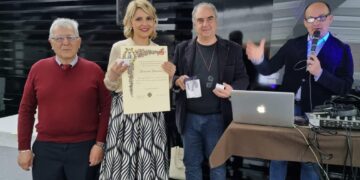 Francesca Bonanno “Benemerita del Carnevale di Acireale” per la sua interpretazione della maschera “Lavica”