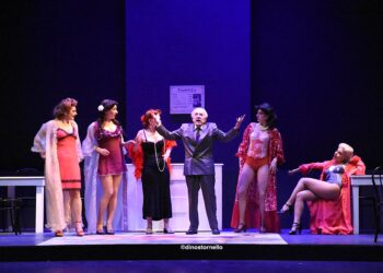 Al Teatro Brancati di Catania, replica fuori programma per “La pensione di Eva”