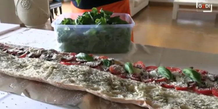 “Pani cunzatu” lungo oltre 50 metri: è record a Marsala