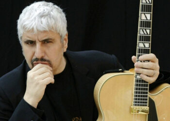 Palermo, la band Schizzechea omaggia Pino Daniele con un tributo