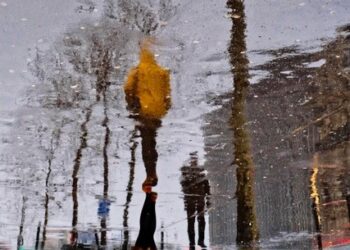 Les Couleurs de la Pluie, a Catania una mostra su Parigi quando piove