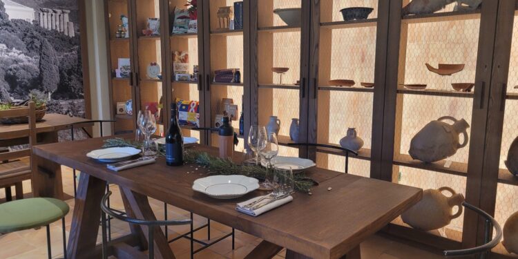 Valle dei Templi, apre un hub dove il cibo viene cucinato all’antica maniera