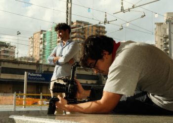 Allontanarsi dalla linea: un documentario sui giovani che lasciano la Sicilia