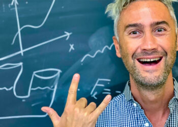 Vincenzo Schettini approda in teatro con «La fisica che ci piace»: tre le tappe siciliane