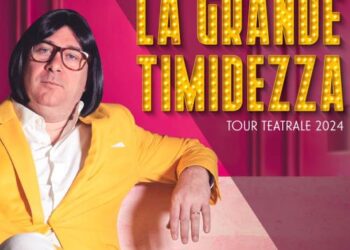 Ruggero de I Timidi con La Grande Timidezza: il nuovo show musicale
