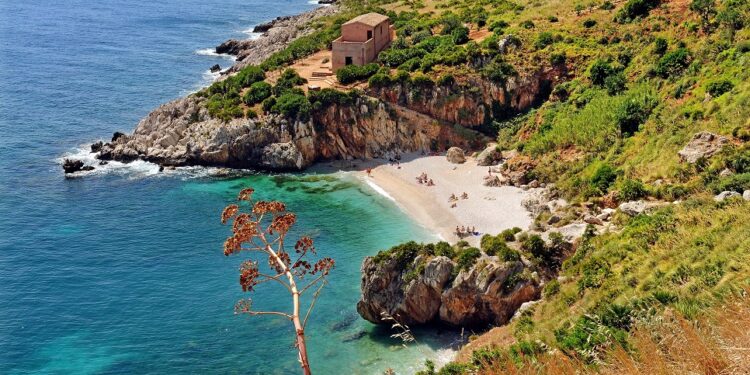 Il Trail dello Zingaro ritorna per la settima edizione tra sport e rispetto per l’ambiente