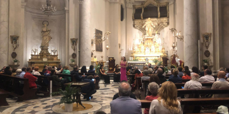 La soprano cinese Bing Bing Wang conquista Catania