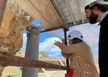 Taormina, al Teatro Antico via al restauro del «porticus post scaenam»