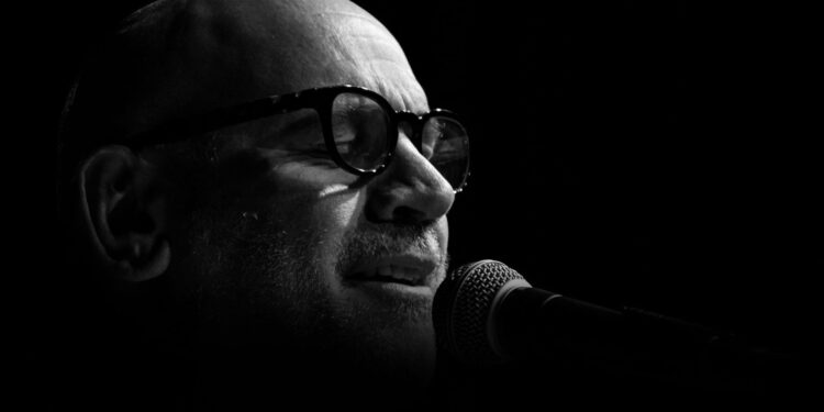 Il cantautorato italiano arricchito dalle sonorità del jazz con il concerto di Mario Rosini