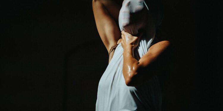 Fringe off festival 2022, “L’Attimo prima” al teatro Brancati di Catania