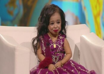 Jyoti Amge, è indiana la donna più bassa del mondo