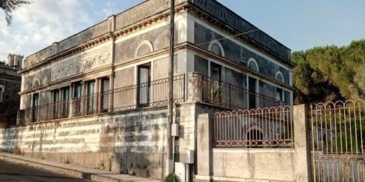La villa infestata a Mascalucia: una dimora storica ancora abbandonata