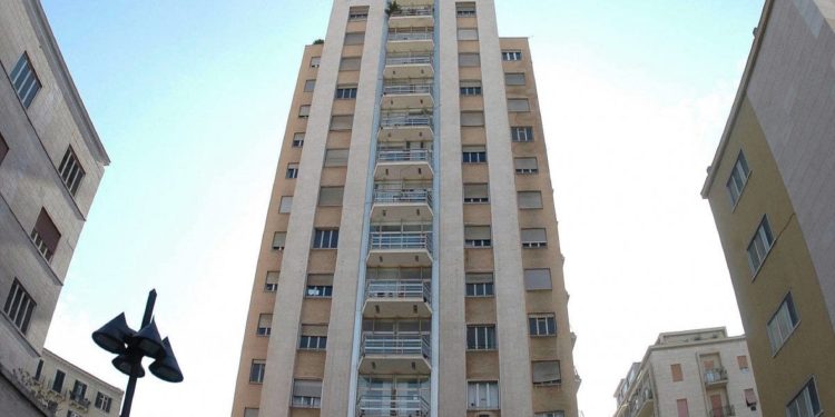 Grattacielo Ina Assitalia a Palermo, il palazzo più alto della Sicilia