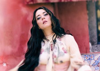 Amuri Luci, album di Carmen Consoli tra dialetto e lingue antiche