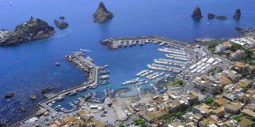 Bombe d’acqua, costa ionica del Catanese in pericolo: qual è la causa?