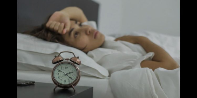 Insonnia cronica: quali sono i rischi per la salute?