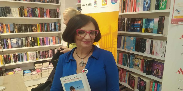 Col buio me la vedo di Anna Mallamo: le due facce della famiglia per una 16enne