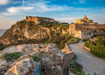 Castello di Milazzo, dal monastero al carcere giudiziario